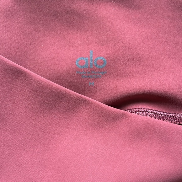 ALO Yoga Burgundy Leggings Size Medium - Picture 8 of 8